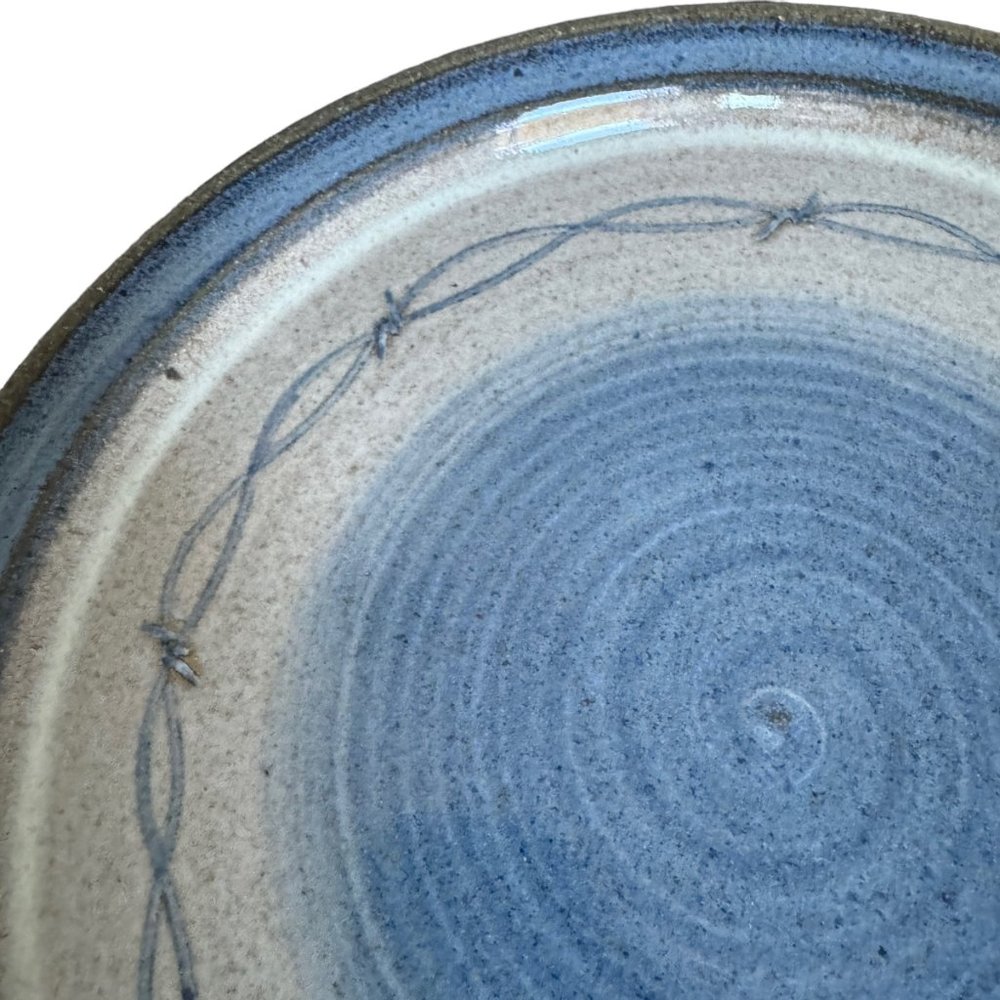 Hand Crafted Stoneware Plate Studio Art Hand Thrown Western Rustic Signed - Picture 10 of 11